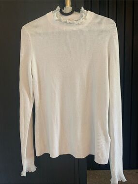 TED Baker sweater in off-white colour size 4 (L-XL)